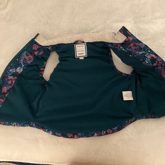 Gymboree Woodland Print Vest 5-6 - Picture 2 of 7